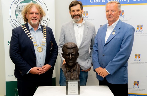 Bust of Dr. Brendan O’Regan Unveiled in Ennis